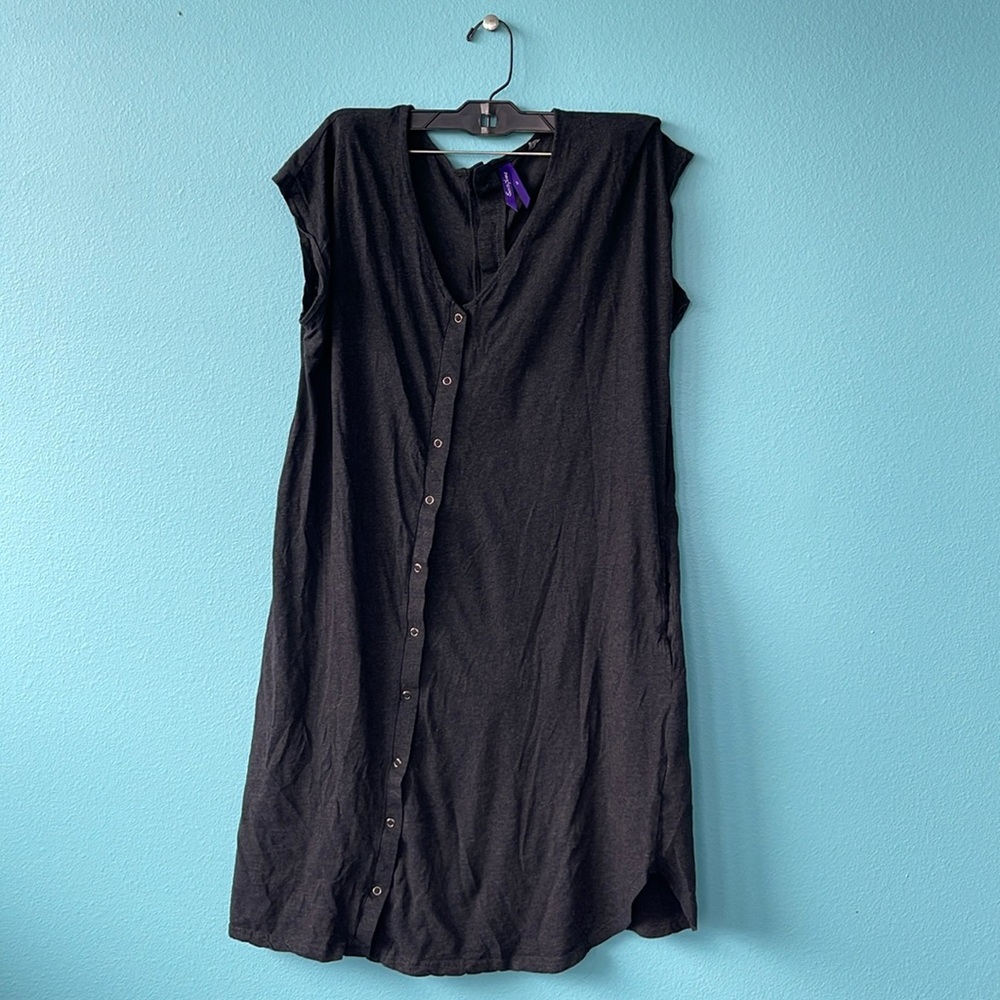 Seraphine Whitney | Maternity Hospital Bag Birthing Gown in Organic Cotton small